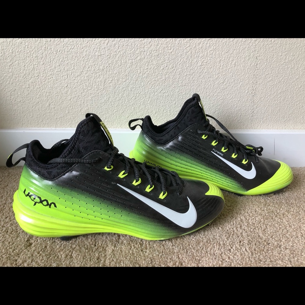 NWOT Volt Lunar Vapor Trout Cleat